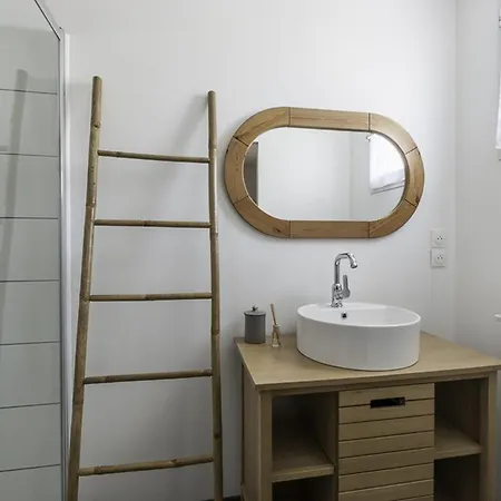 Maison Familiale Avec Piscine Chauffee Et Terrasse A - Fr-1-835-20 * La Flotte