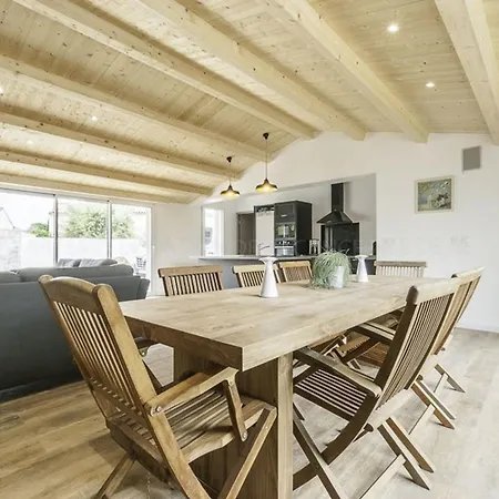 Maison Familiale Avec Piscine Chauffee Et Terrasse A - Fr-1-835-20 Villa La Flotte