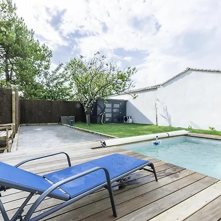 Villa Maison Familiale Avec Piscine Chauffee Et Terrasse A - Fr-1-835-20 *