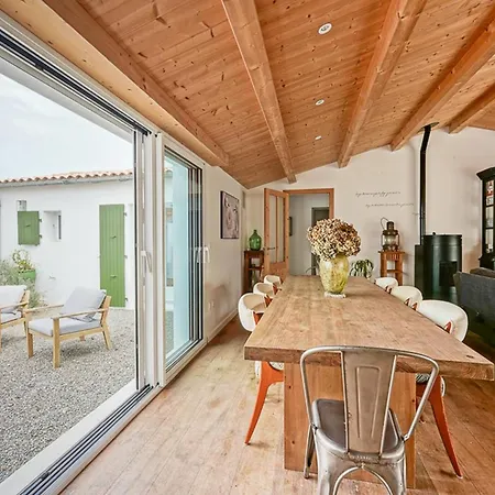 Maison Familiale Avec Piscine Chauffee Et Terrasse A - Fr-1-835-20 Villa