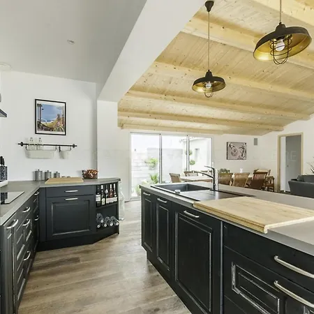 וילה Maison Familiale Avec Piscine Chauffee Et Terrasse A - Fr-1-835-20